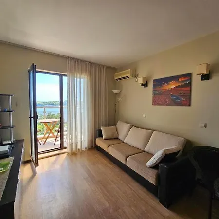Apartamento Nestinarka Seaview